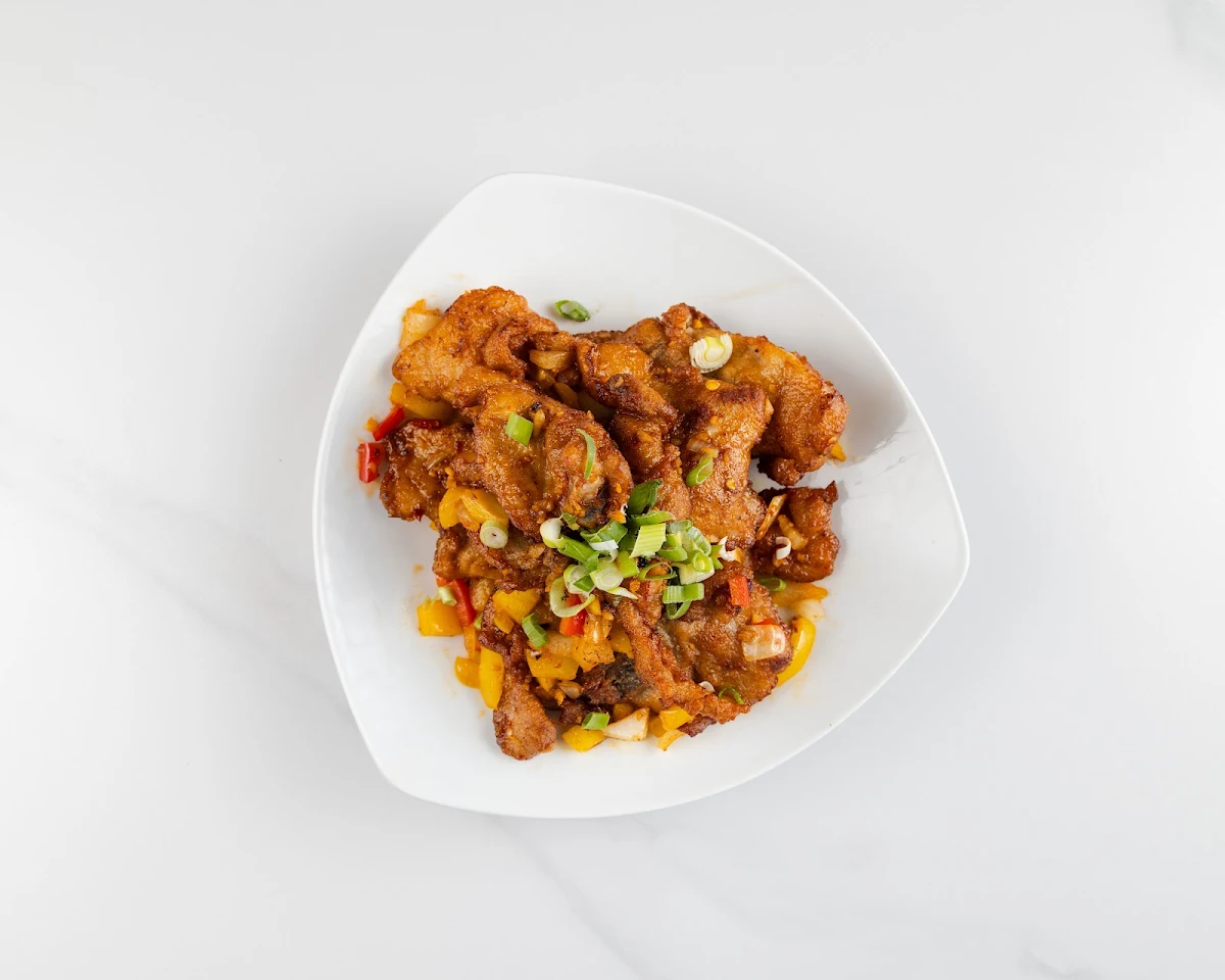椒鹽豬扒 salt & pepper pork chop